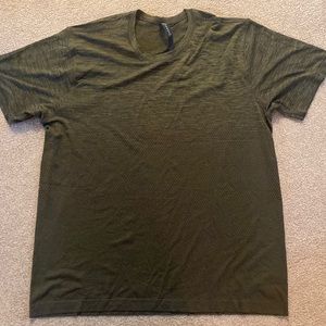 Brand New Mens Lululemon Tee
